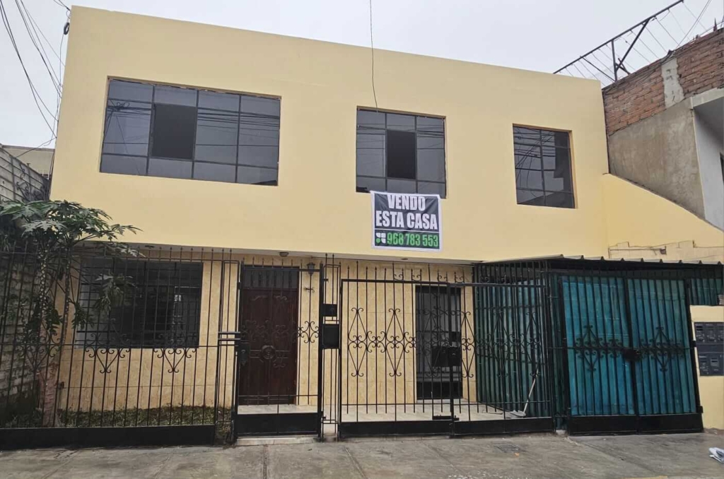 Casa en venta en Santa María - 2 pisos 2 Casa en venta en santa maria 1